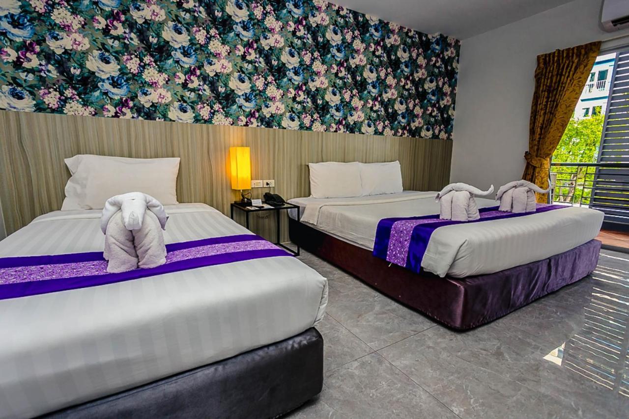 Embryo Hotel Pattaya Esterno foto
